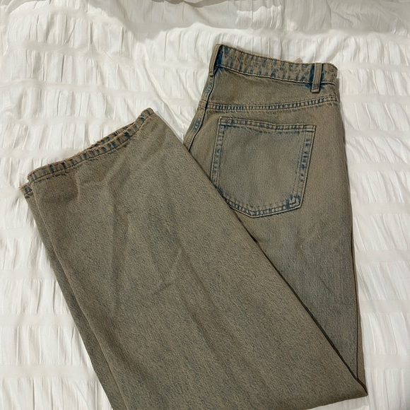 SOLD Zara Boyfriend Jeans - Picture 5 of 6